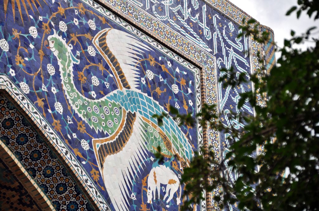 24 Bukhara - portale della madrasa di Nadir Divanbegi.JPG